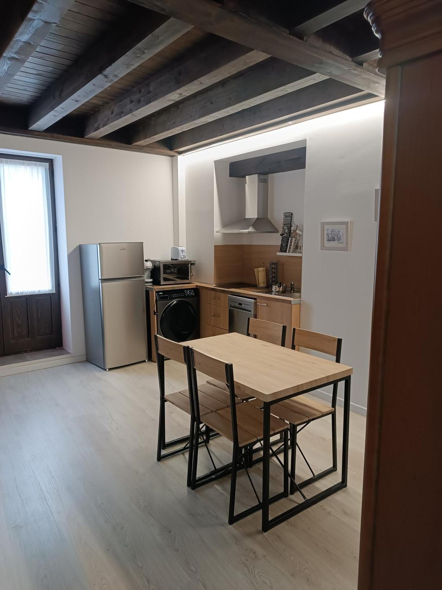 Apartamentos Turisticos Avila Puerta Del Puente 1-3 Kültér fotó