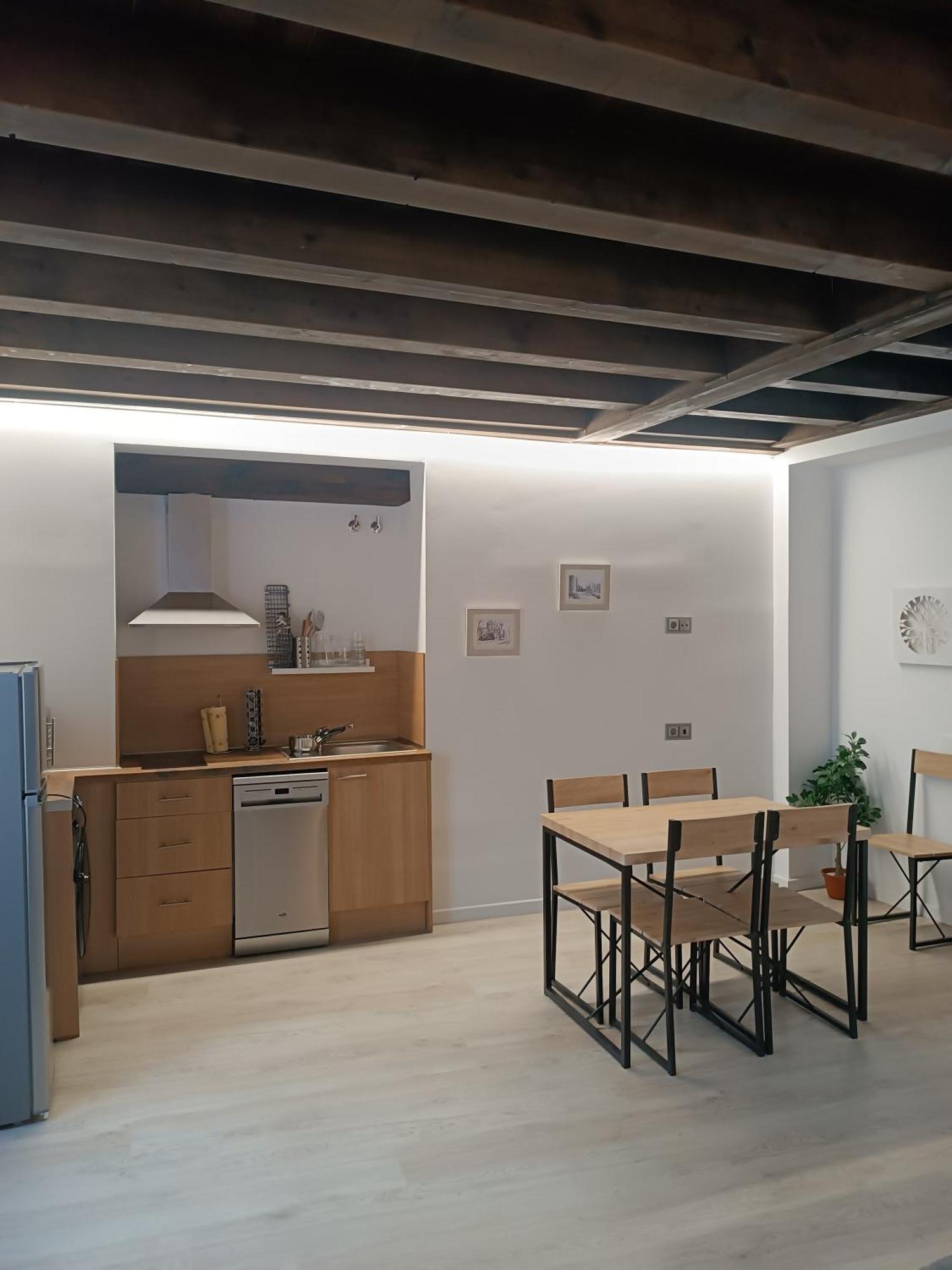 Apartamentos Turisticos Avila Puerta Del Puente 1-3 Kültér fotó